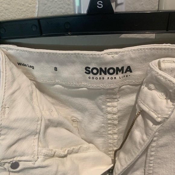 ๐ EUC ๐ Sonoma Goods For Life - Wide Leg Jeans - Size 8 - Color Cream - Picture 3 of 5